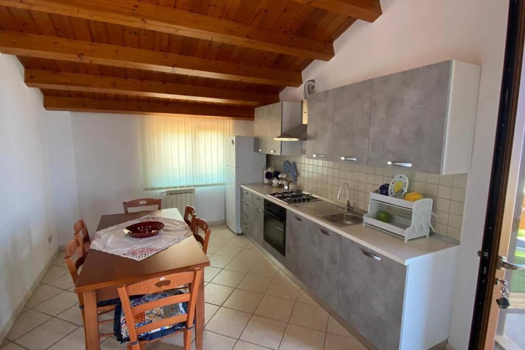 Loft Incantevole Con Idromassaggio Esterno Privato Patti Eksteriør bilde