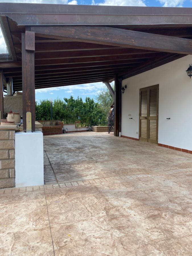 Loft Incantevole Con Idromassaggio Esterno Privato Patti Eksteriør bilde